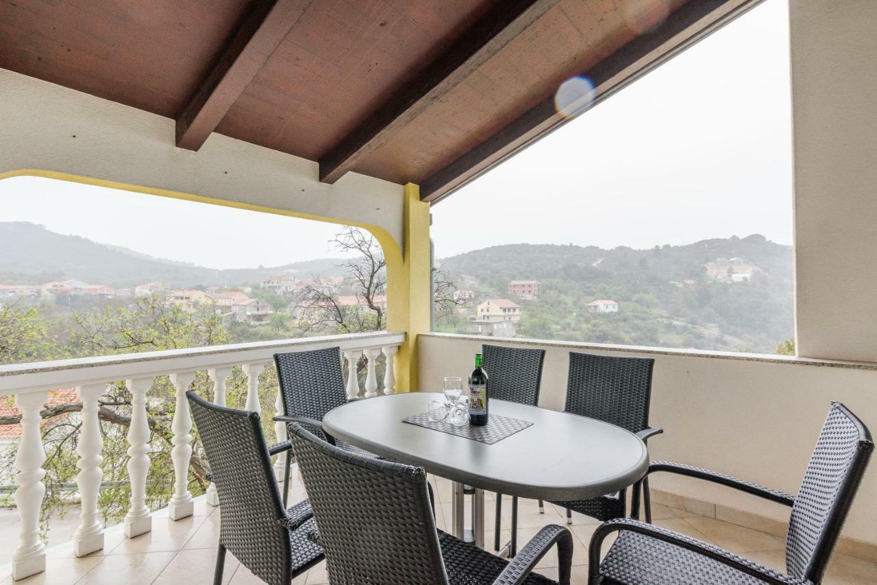 Apartment Natalie Sea View With 3 Bedrooms And Everything Is Air-Conditioned Sali Exterior photo